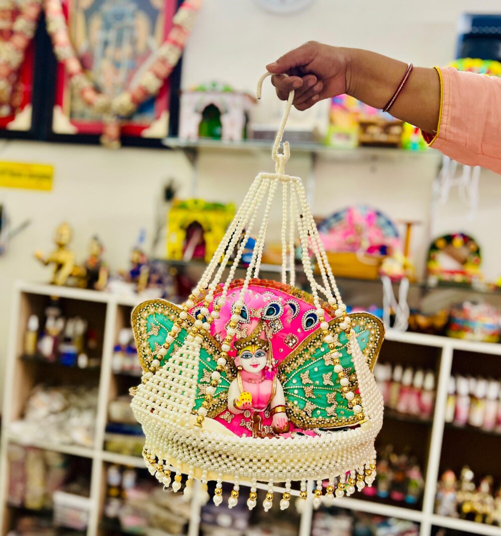 Hanging Pearl Jhula – Cream Krishna Swing for Janmashtami Décor - Image 3