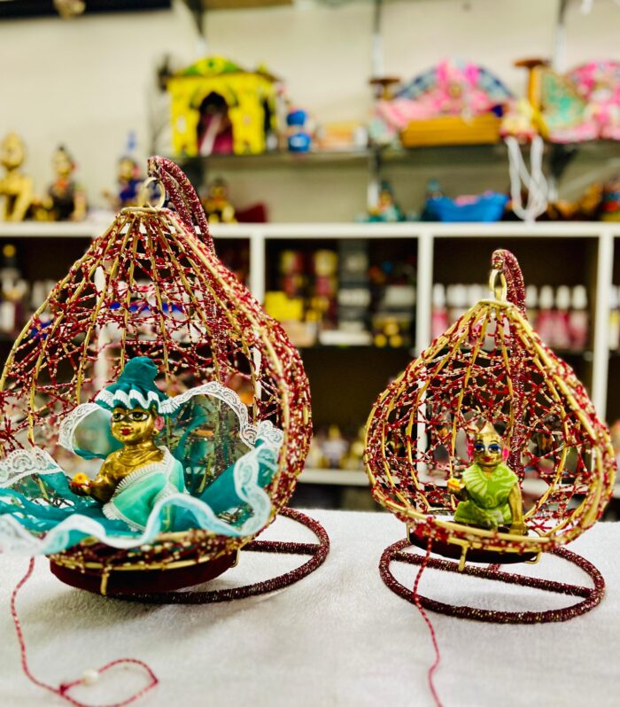 Metal Round Jhula for Laddu Gopal – Red | Decorative Swing for Krishna Idol & Janmashtami